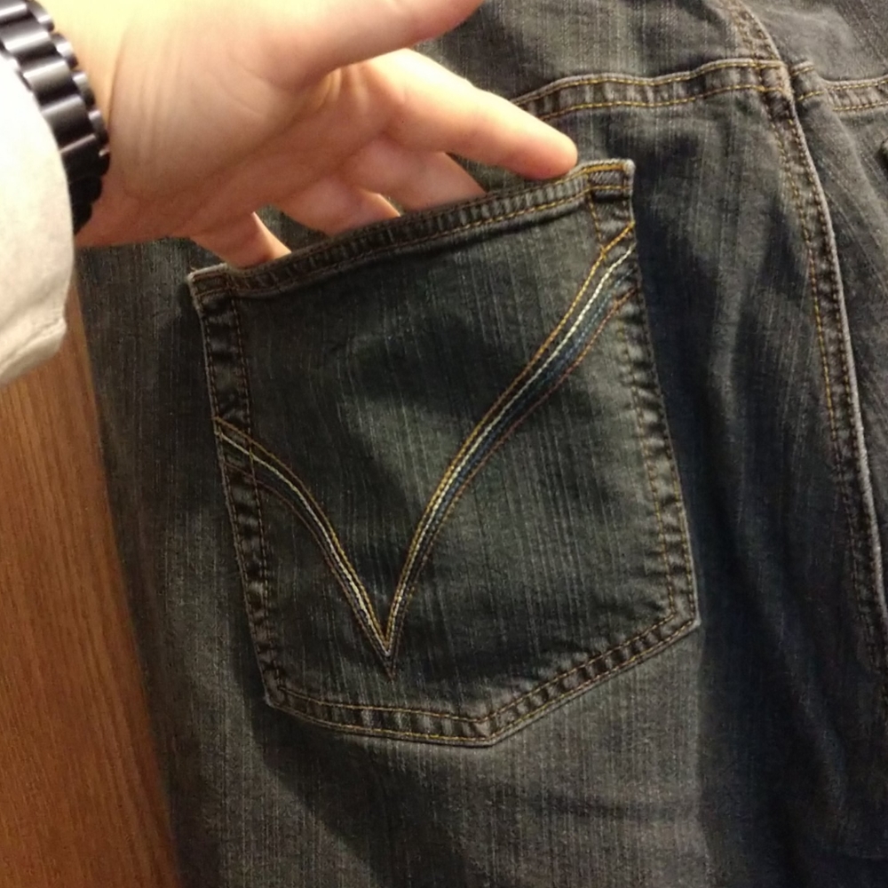 Jeans - Picture 3 of 6